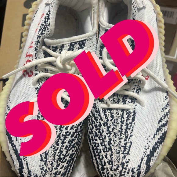 Zebra Yeezy Sz 5.5 in good condition - Picture 1 of 4